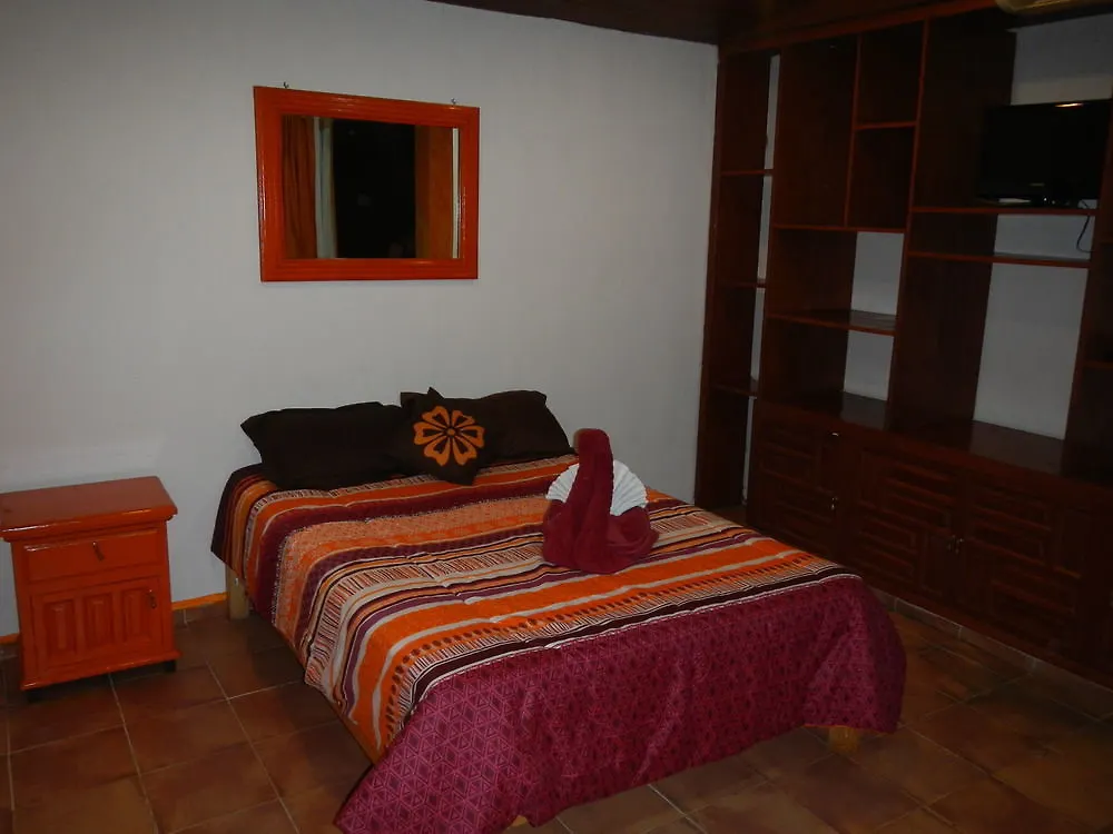 Hotel El Hormiguero Playa del Carmen 3*,  México